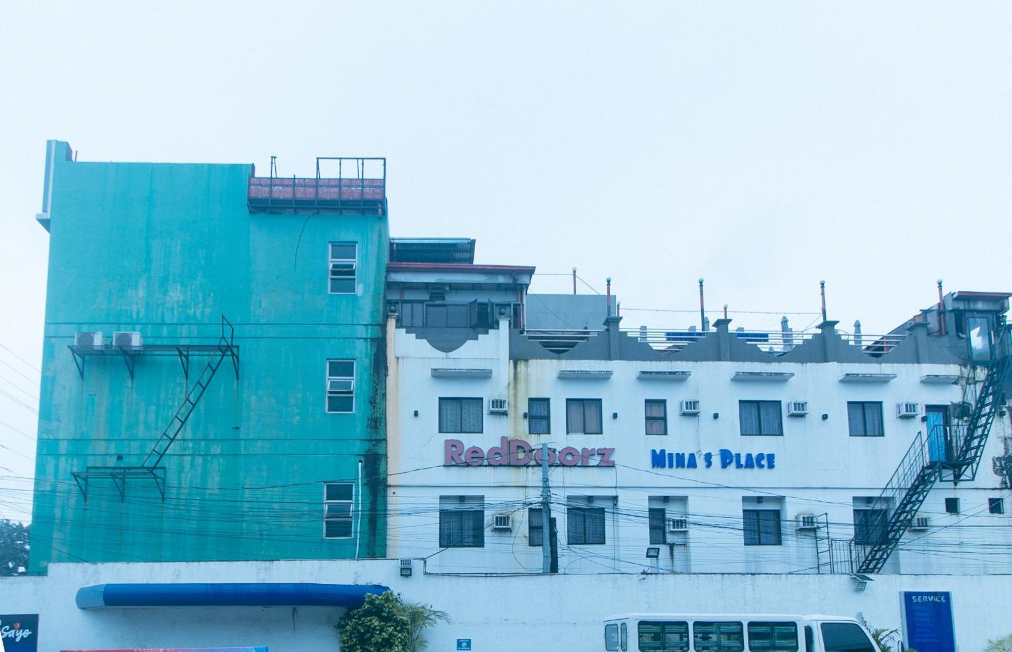 Hotel RedDoorz @ Real Street Tacloban Zewnętrze zdjęcie